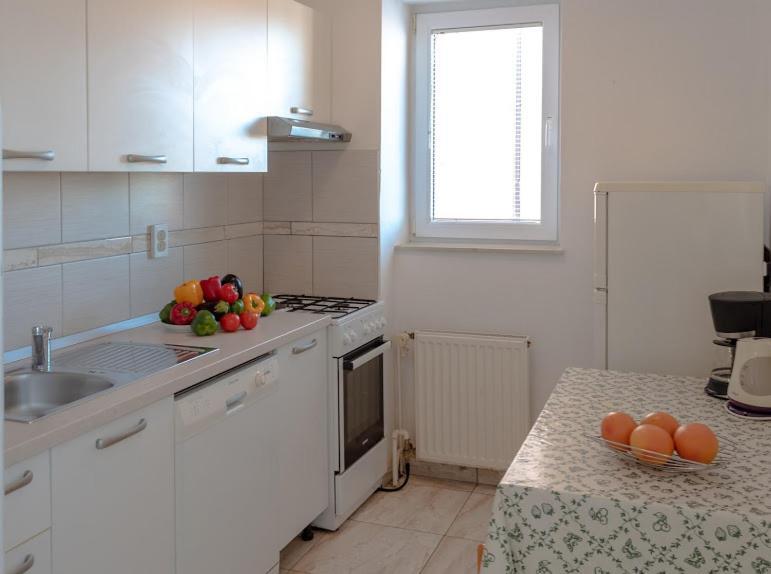Apartments Ellen Баньоле Екстер'єр фото